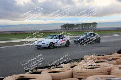 media/Jan-14-2023-CalClub SCCA (Sat) [[d2757389b8]]/Group 7/Race (Sunset)/